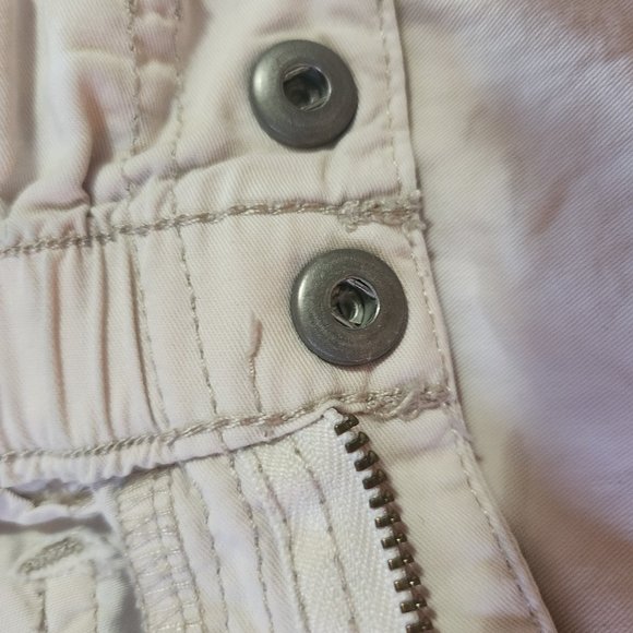 Abercrombie & Fitch Gathered Waist Cargo Pants - Size XS - Cream/Beige - Picture 10 of 15